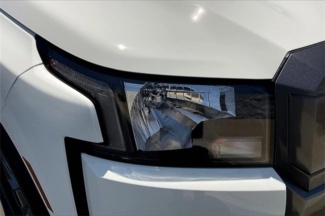 New 2025 Nissan Frontier SV image 10