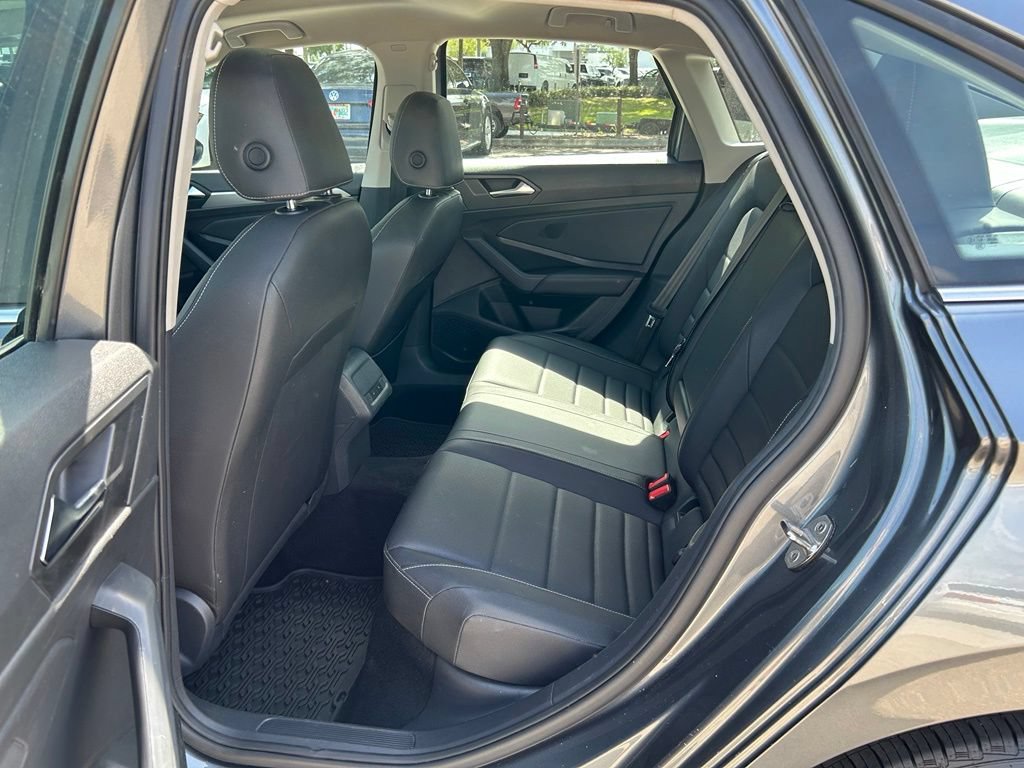 Certified 2021 Volkswagen Jetta SE w/ SE Cold Weather Package FWD image 50