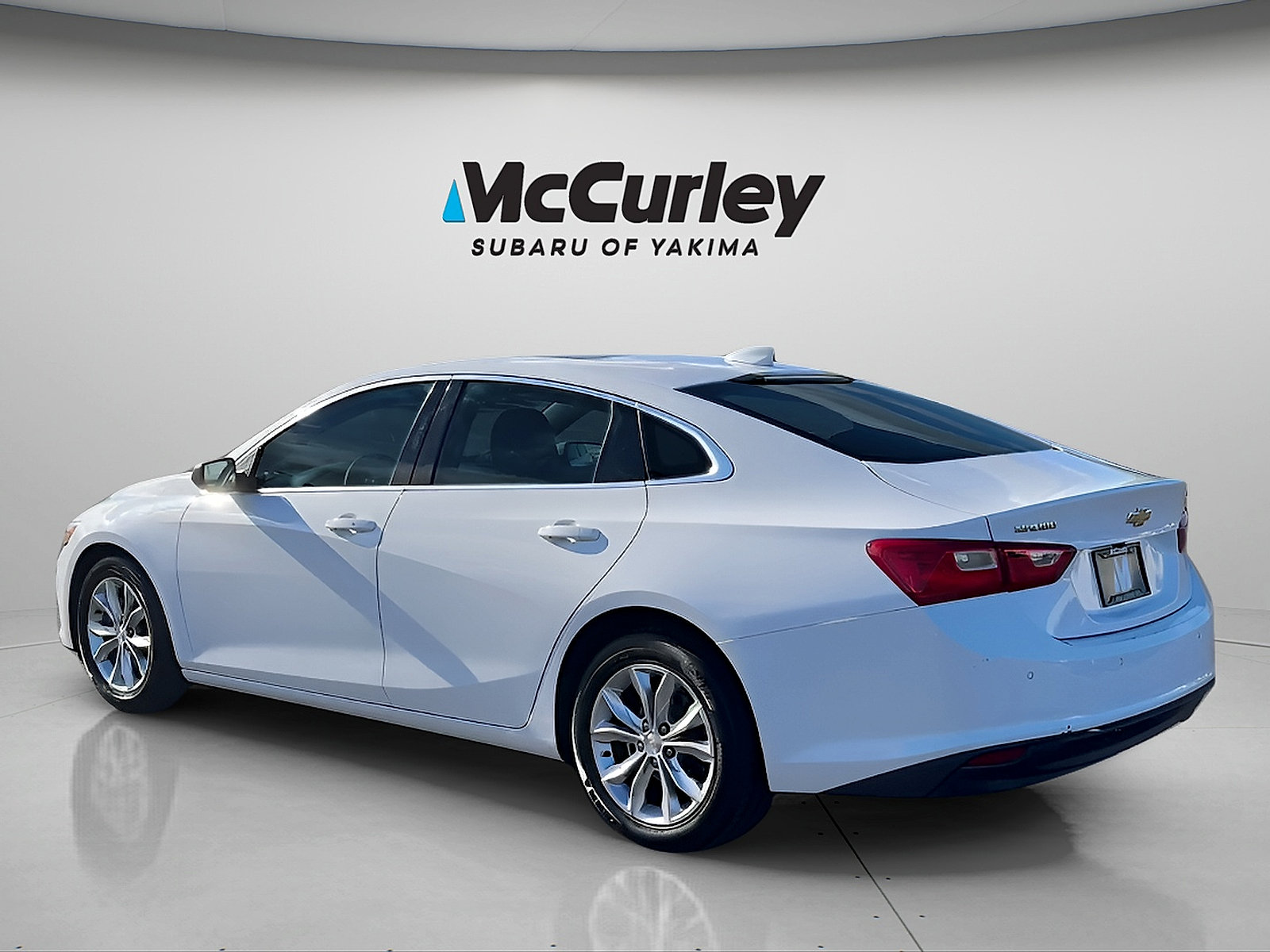 Used 2024 Chevrolet Malibu LT FWD image 4
