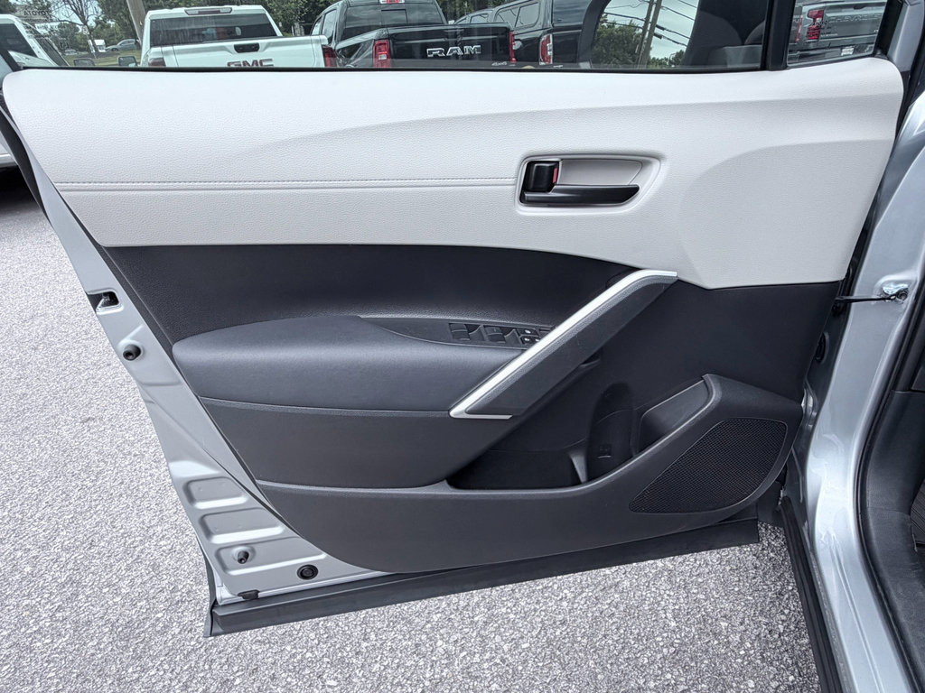 Used 2022 Toyota Corolla Cross L FWD image 29