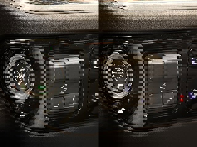 New 2026 GMC Sierra 2500 SLE w/ SLE Value Package; image 13