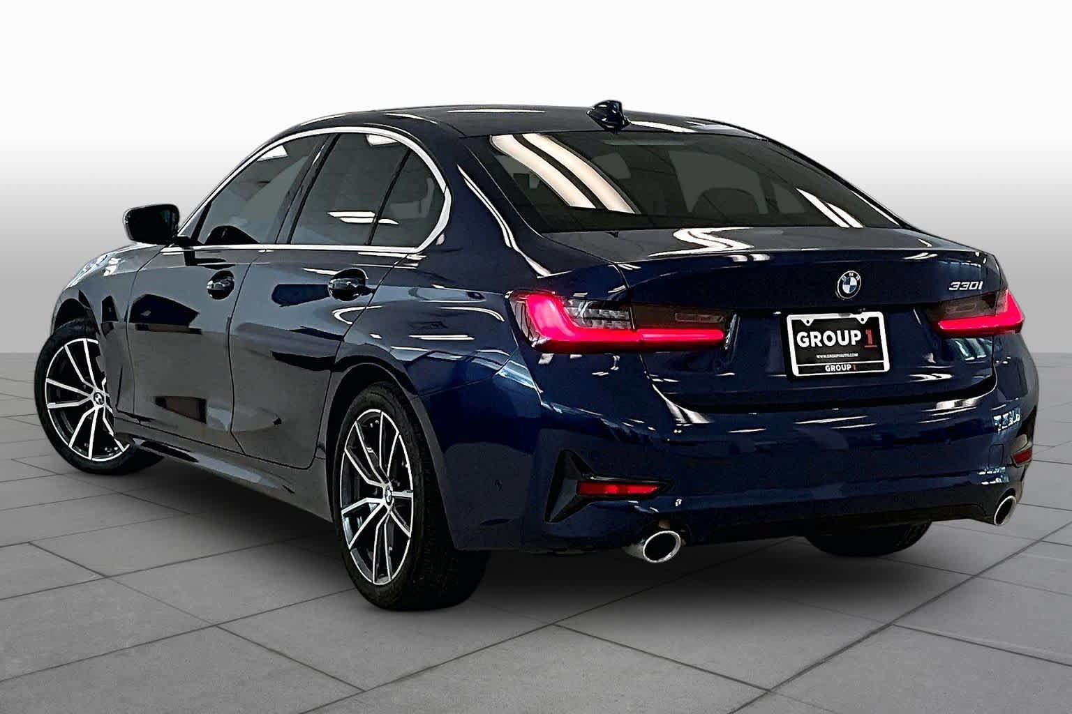Used 2020 BMW 330i Sedan w/ Convenience Package RWD image 10