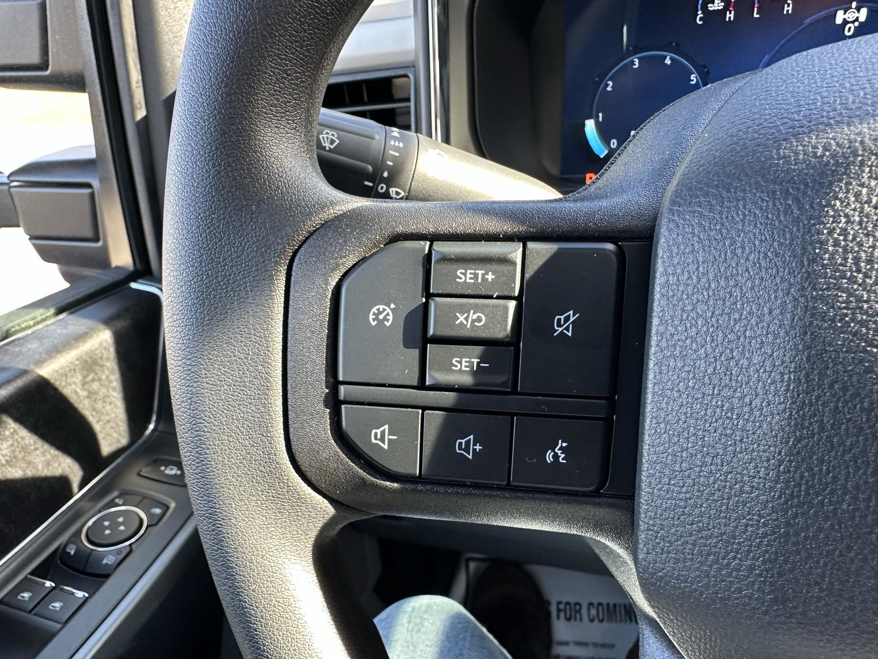 New 2026 Ford F350 XLT w/ XLT Premium Package image 33