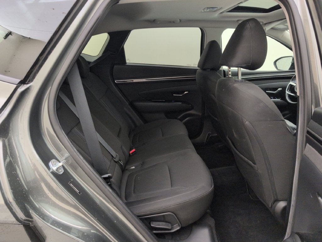 Used 2022 Hyundai Tucson SEL w/ Convenience Package FWD image 17