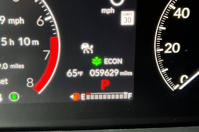Used 2023 Honda Pilot EX-L image 31