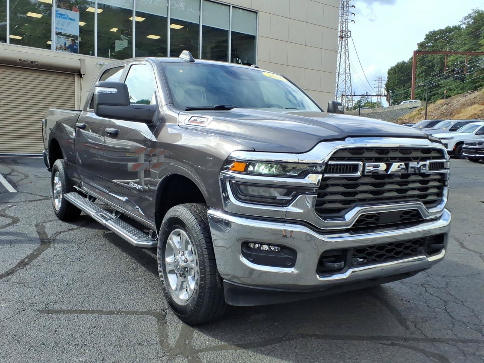 Certified 2026 RAM 2500 Big Horn AWD/4WD image 3