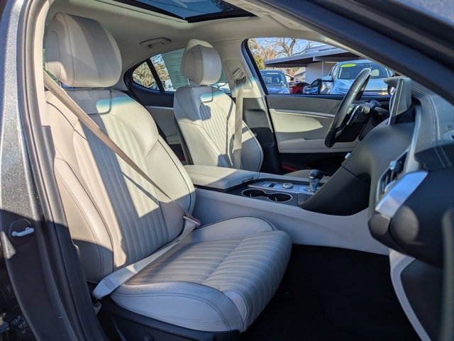 Used 2019 Genesis G70 2.0T Advanced w/ Elite Package image 36