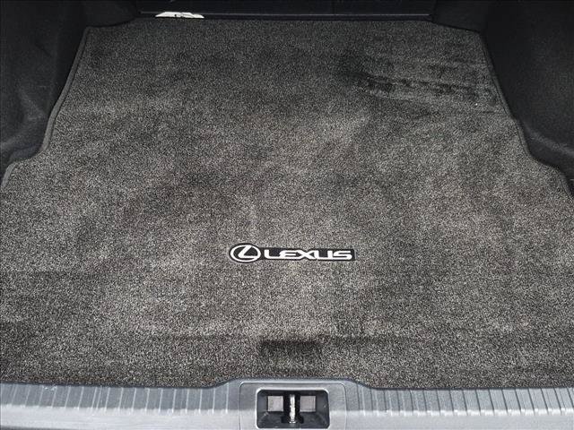 Used 2022 Lexus IS 350 F Sport RWD image 6