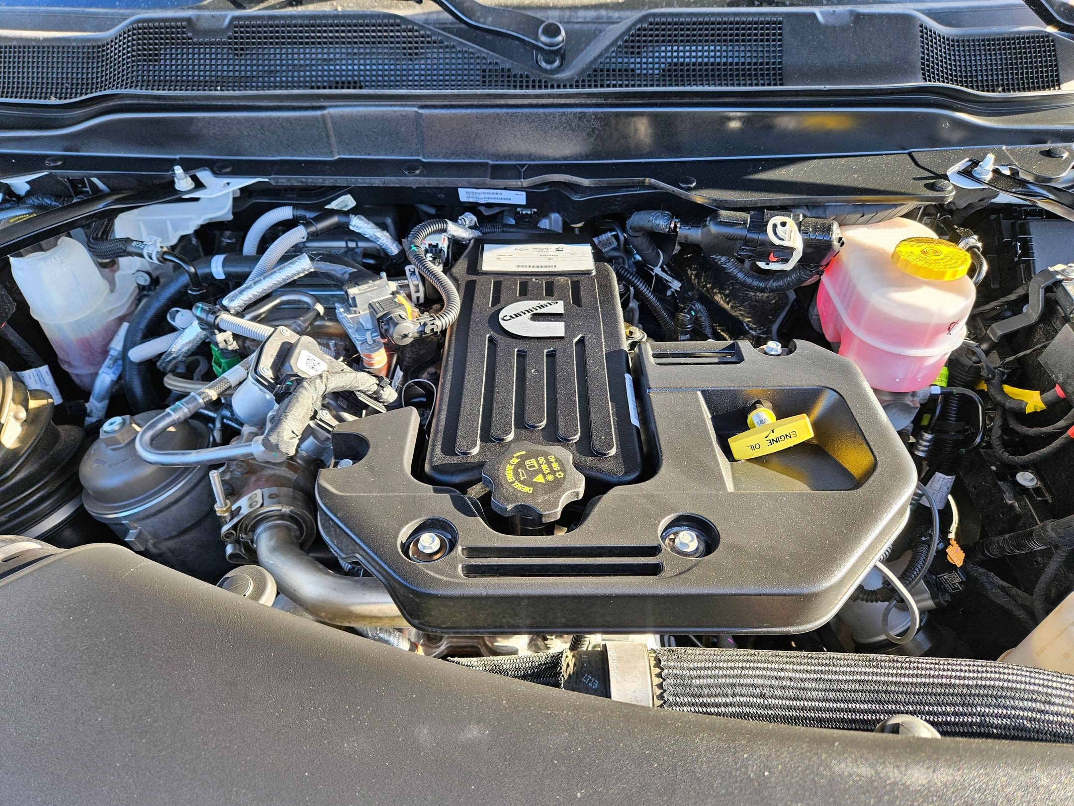 Used 2025 RAM 2500 Laramie AWD/4WD image 35