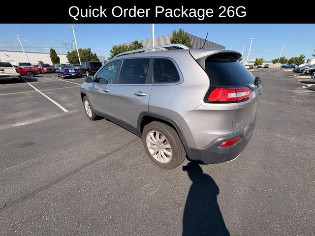 Used 2016 Jeep Cherokee Limited AWD/4WD image 5