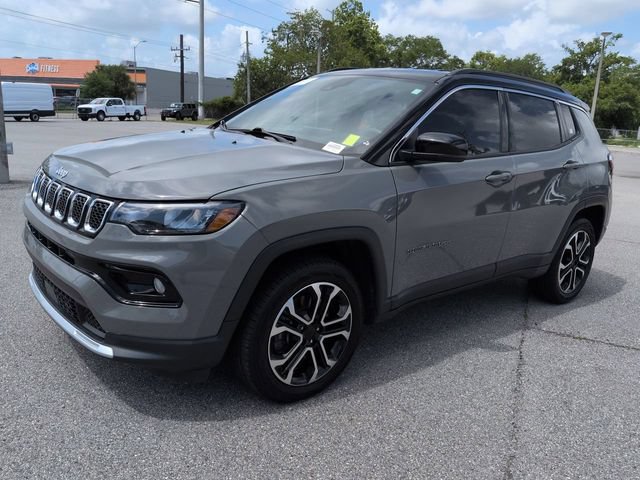 Used 2024 Jeep Compass Limited AWD/4WD image 8