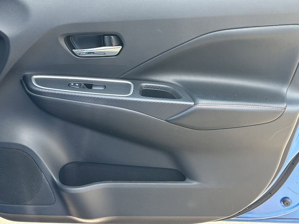 Used 2023 Nissan Versa SR w/ Trunk Package image 15