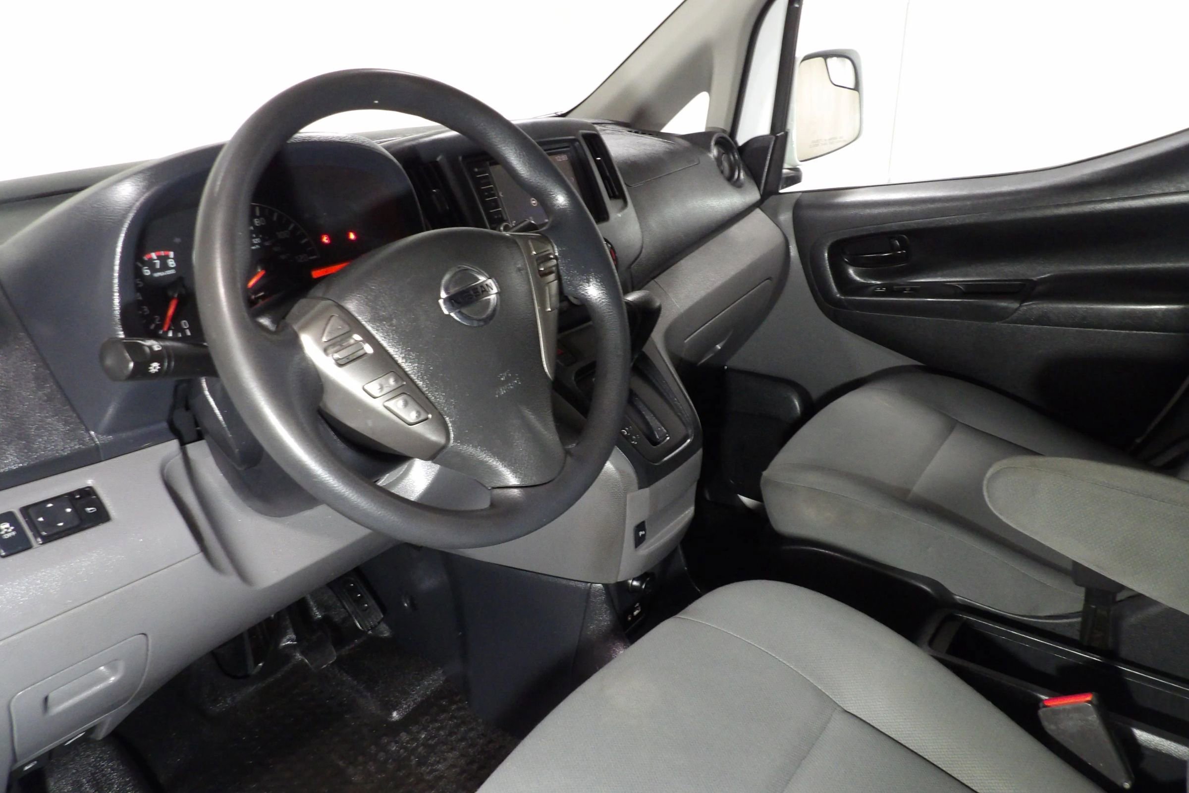 Used 2021 Nissan NV200 SV w/ Back Door Glass Package image 13