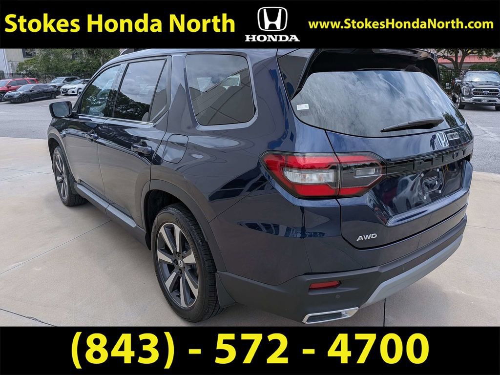 Certified 2025 Honda Pilot Touring image 5