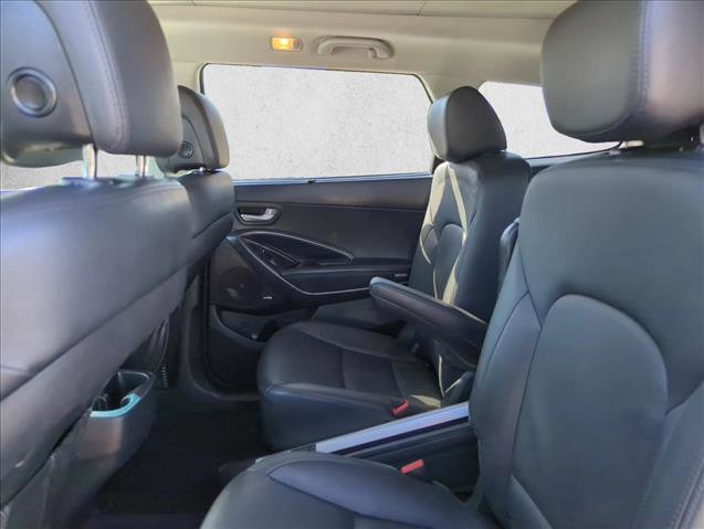 Used 2017 Hyundai Santa Fe Limited image 17