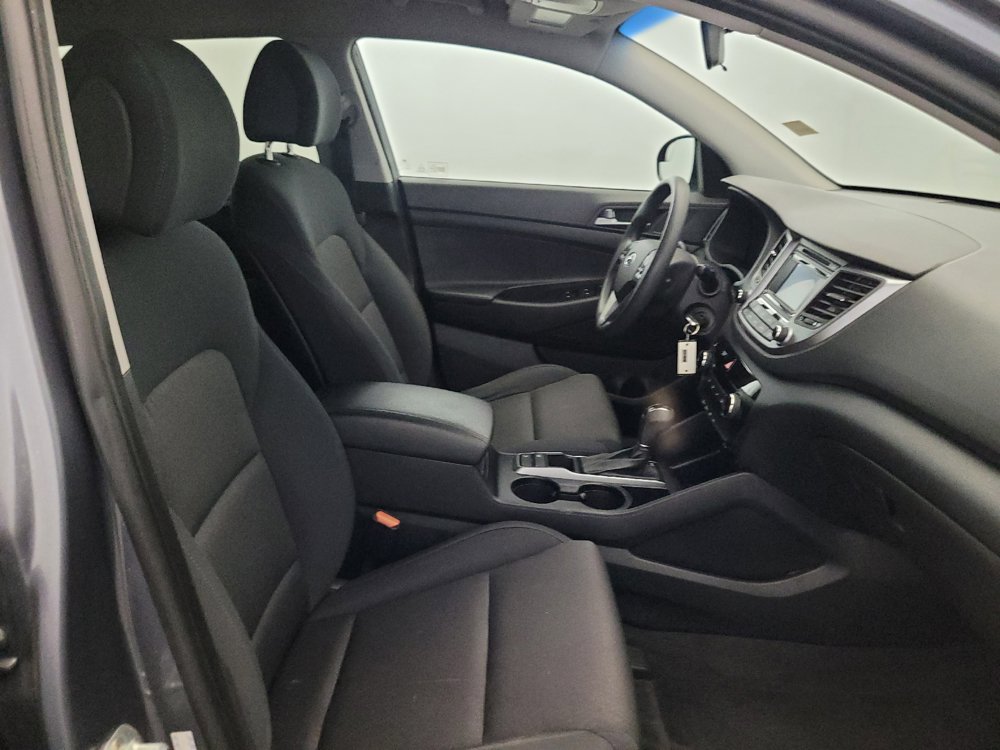 Used 2017 Hyundai Tucson SE w/ SE Popular Package 02 FWD image 21