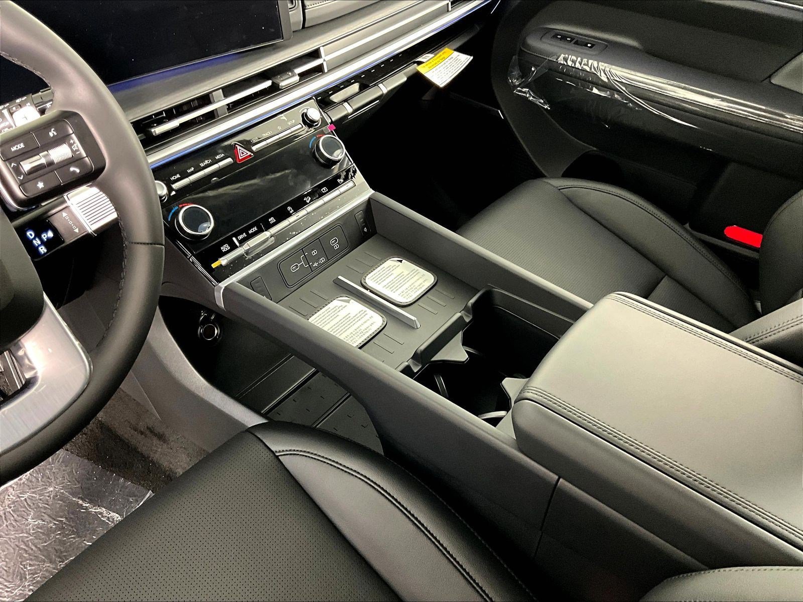 New 2026 Hyundai Santa Fe Limited AWD/4WD image 12