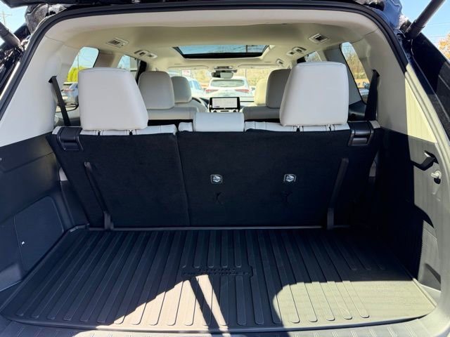 Used 2026 Toyota Grand Highlander Limited image 12