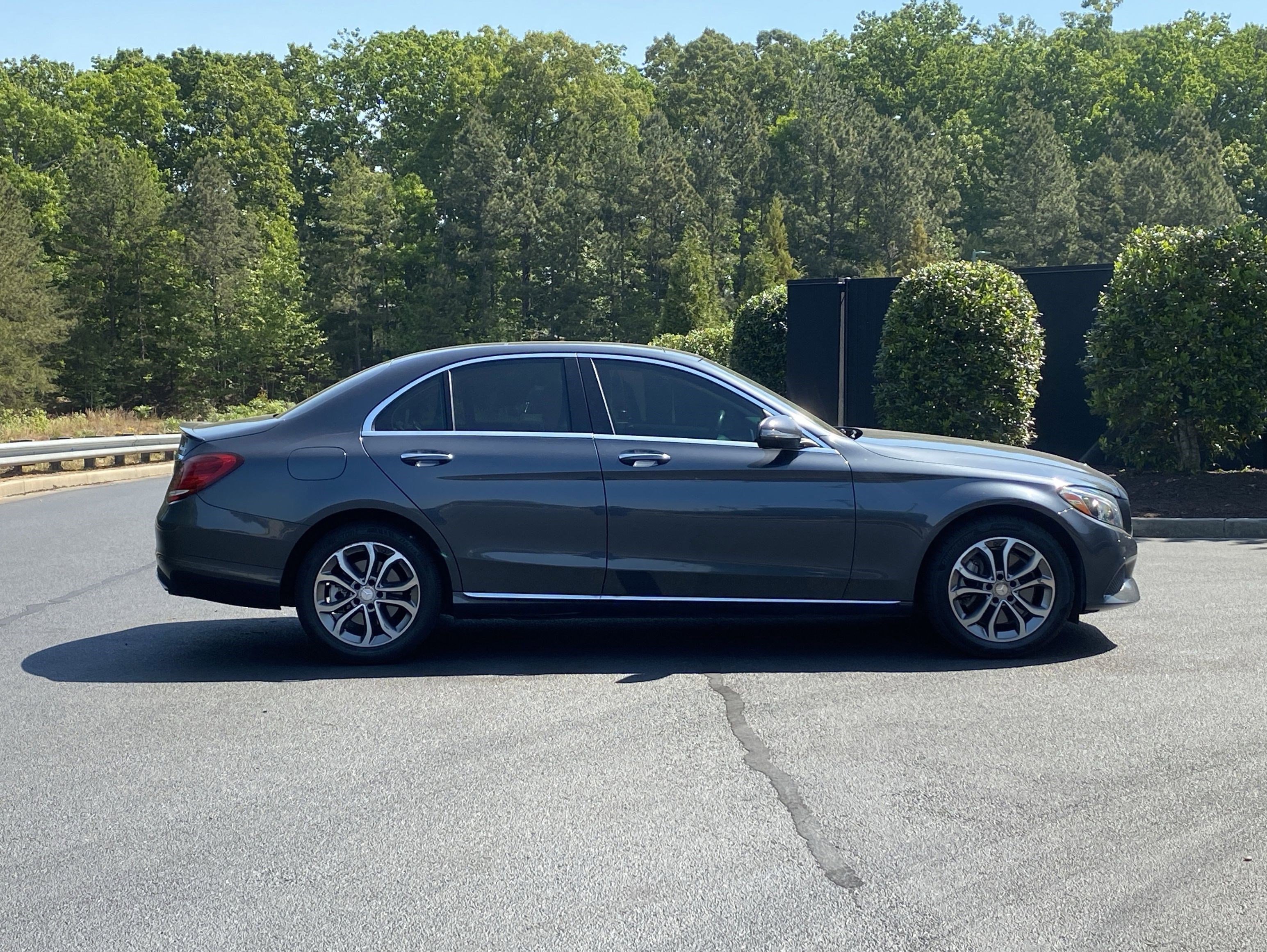 Used 2016 Mercedes-Benz C 300 4MATIC Sedan image 5