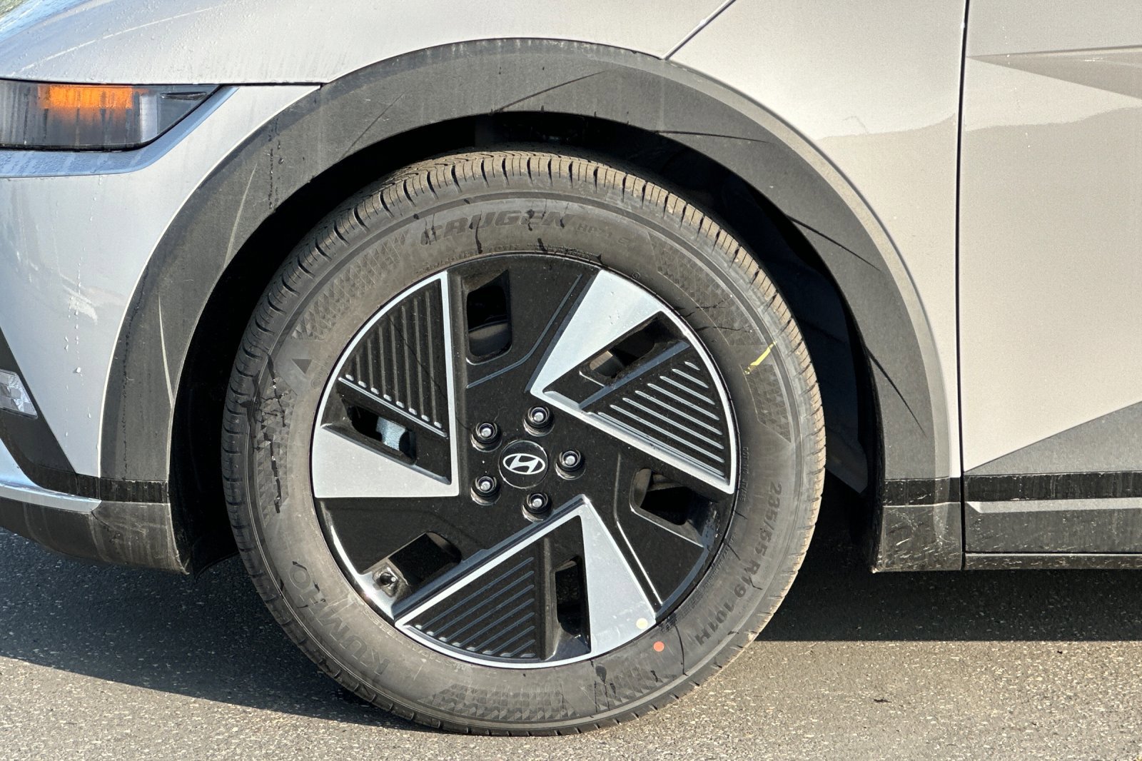 New 2026 Hyundai Ioniq 5 SE image 26