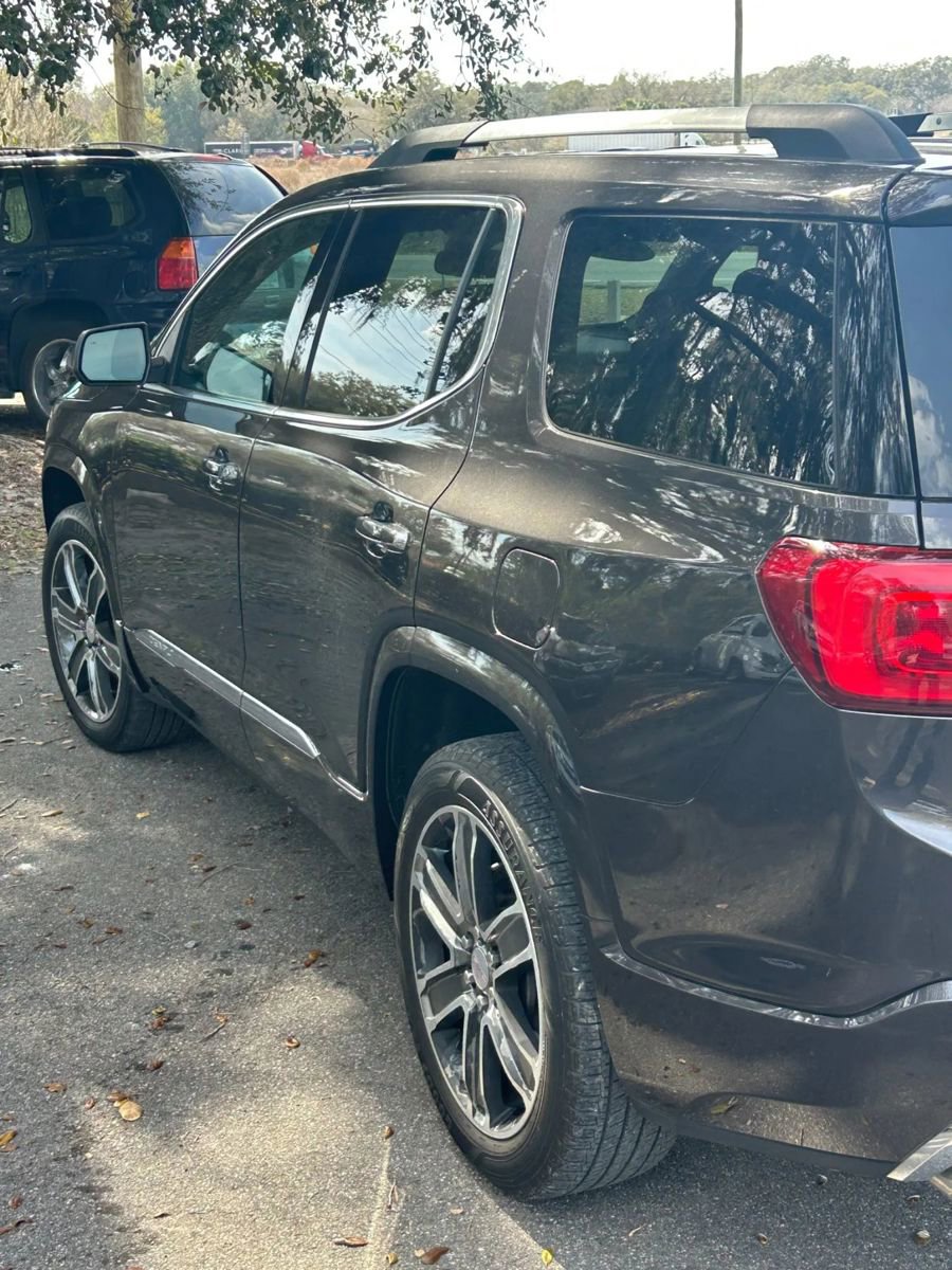 Used 2017 GMC Acadia Denali w/ Technology Package image 4