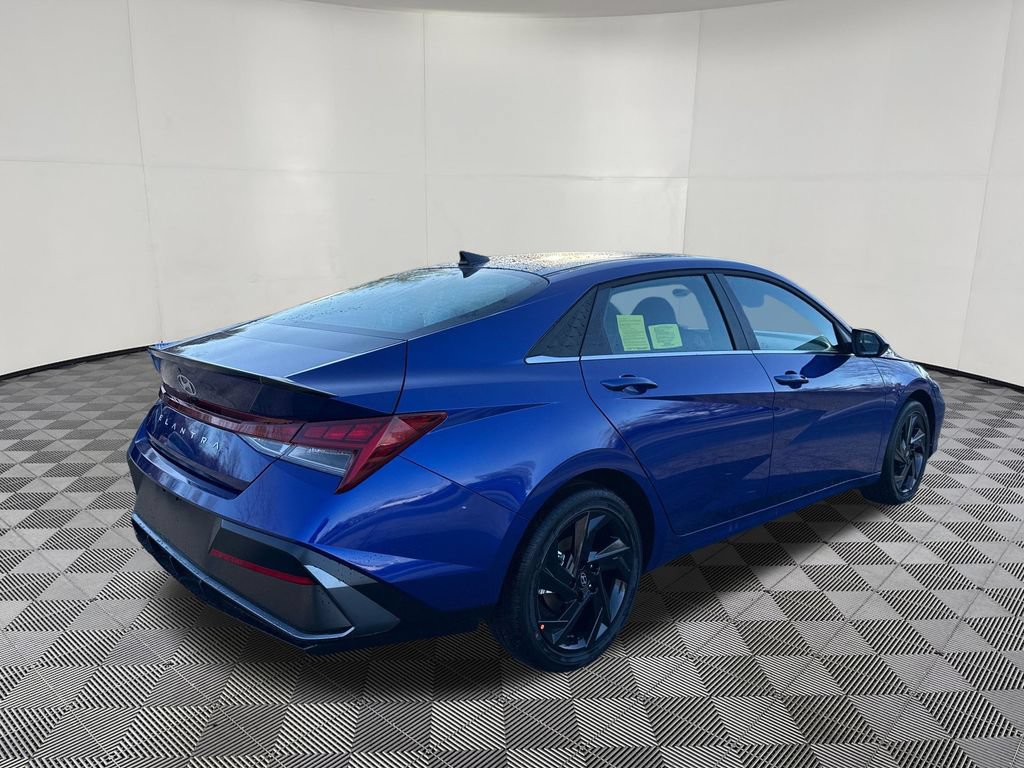 Used 2026 Hyundai Elantra SEL Sport Premium FWD image 8