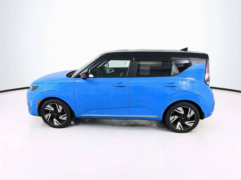 Used 2023 Kia Soul GT-Line FWD image 8