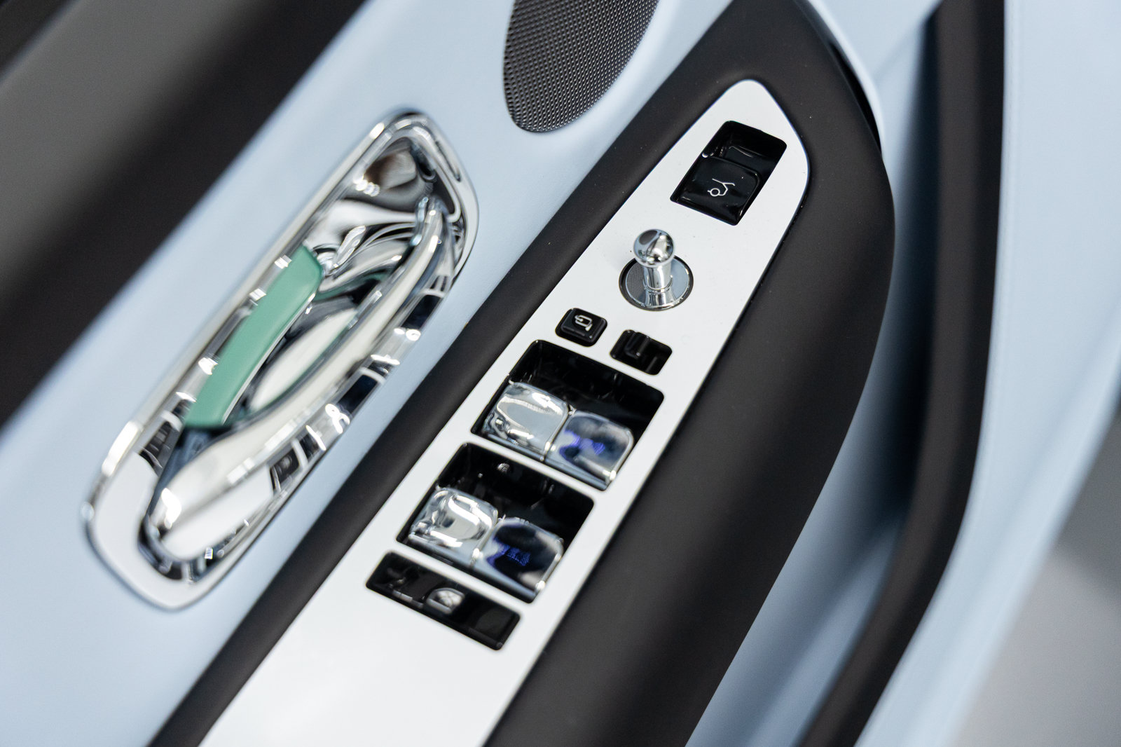 New 2026 Rolls-Royce Cullinan AWD/4WD image 33