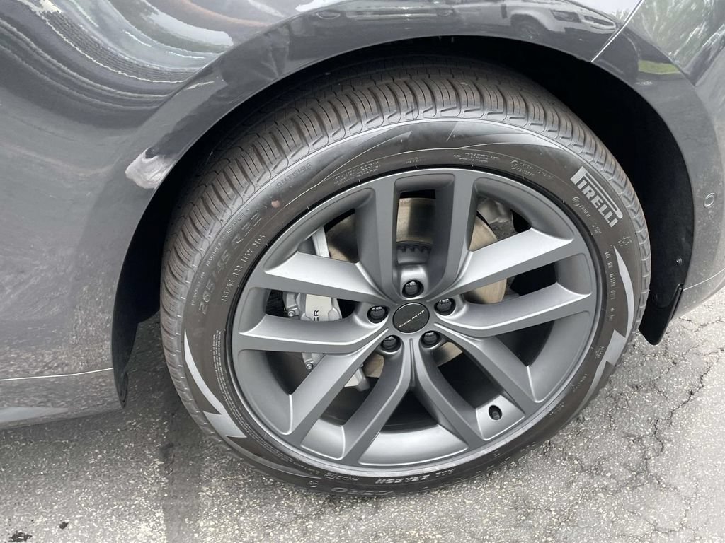 New 2026 Land Rover Range Rover Sport Dynamic SE AWD/4WD image 11
