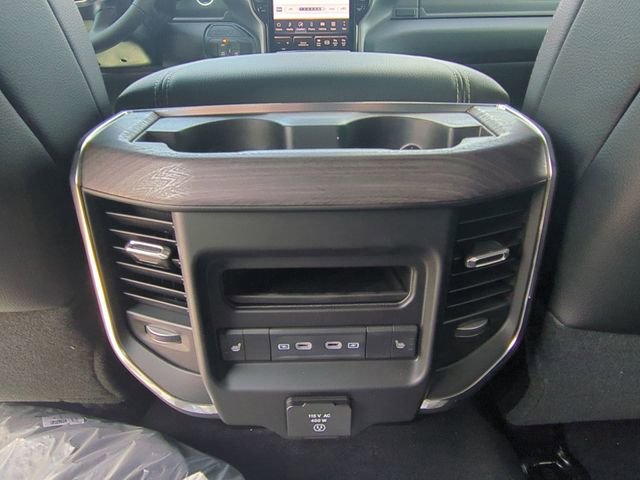 New 2026 RAM 3500 Laramie AWD/4WD image 28