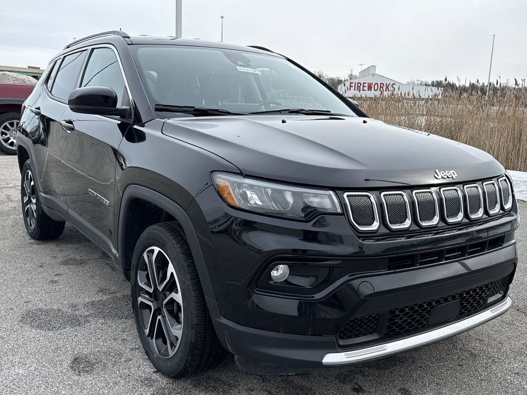 Used 2022 Jeep Compass Limited image 2