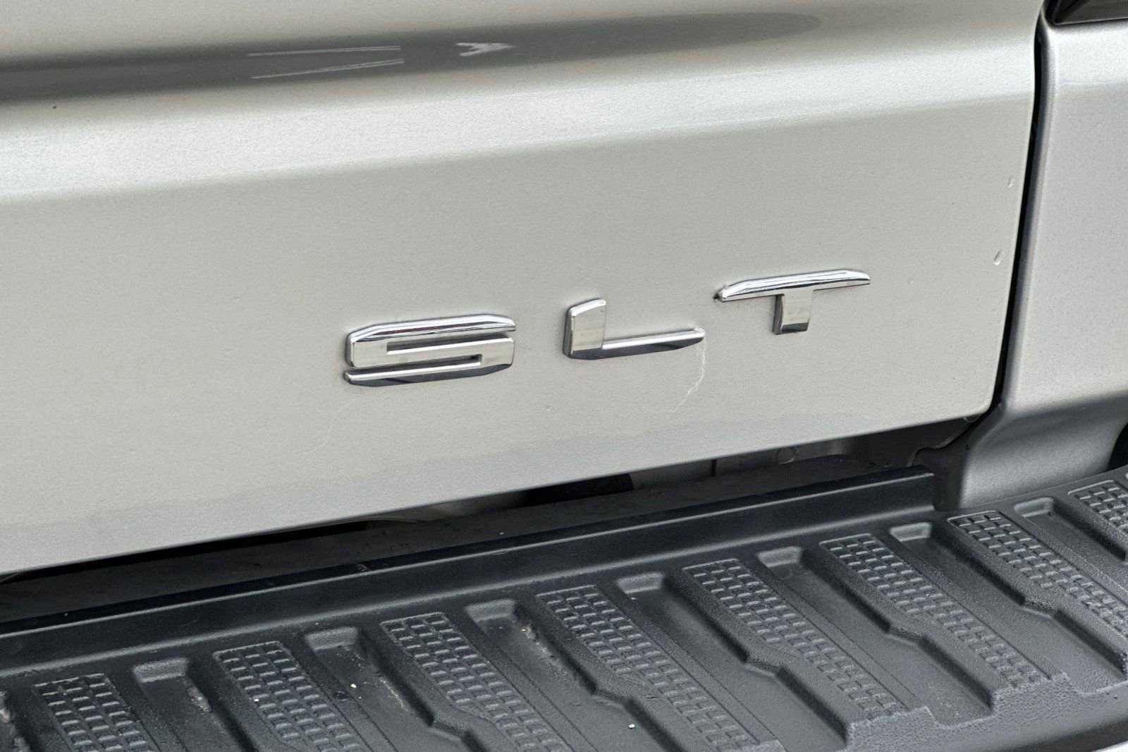 Used 2020 GMC Sierra 1500 SLT w/ SLT Premium Package image 26