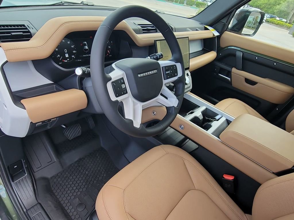 New 2026 Land Rover Defender 110 X-Dynamic SE AWD/4WD image 23