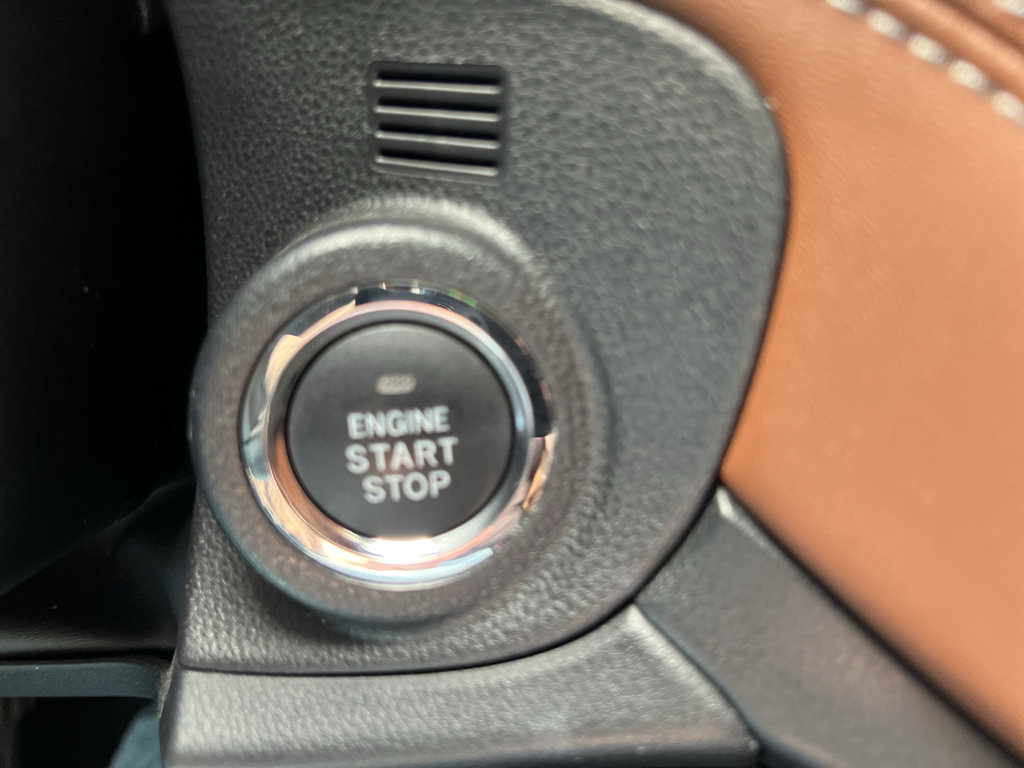 Used 2022 Subaru Outback Touring XT image 17