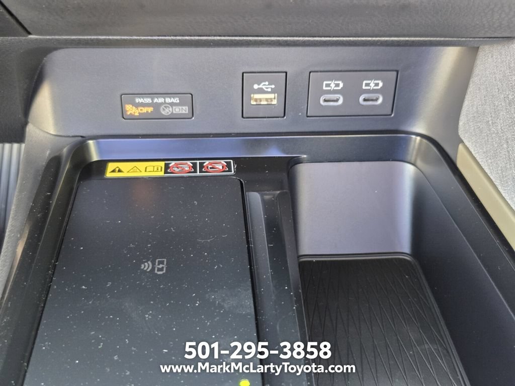 New 2026 Toyota Camry LE w/ Convenience Package FWD image 19