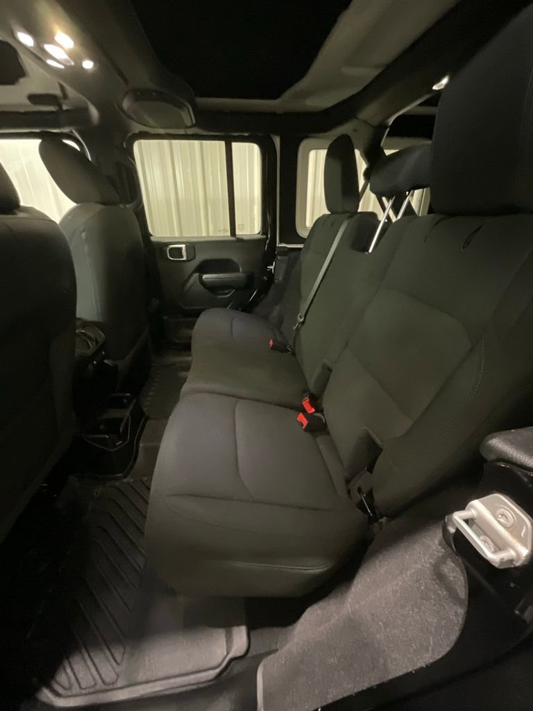 Used 2021 Jeep Wrangler Unlimited Sport image 11