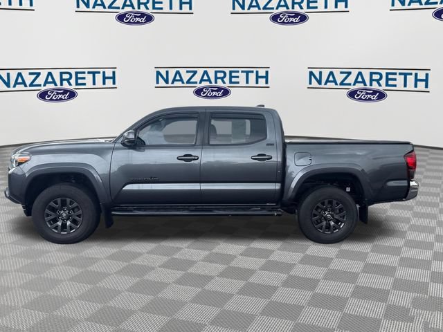 Used 2020 Toyota Tacoma SR5 AWD/4WD image 4