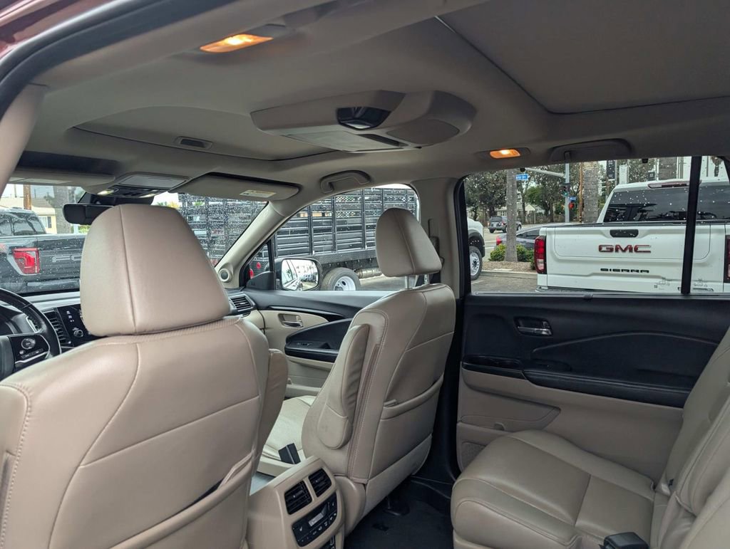 Used 2019 Honda Pilot Elite image 13