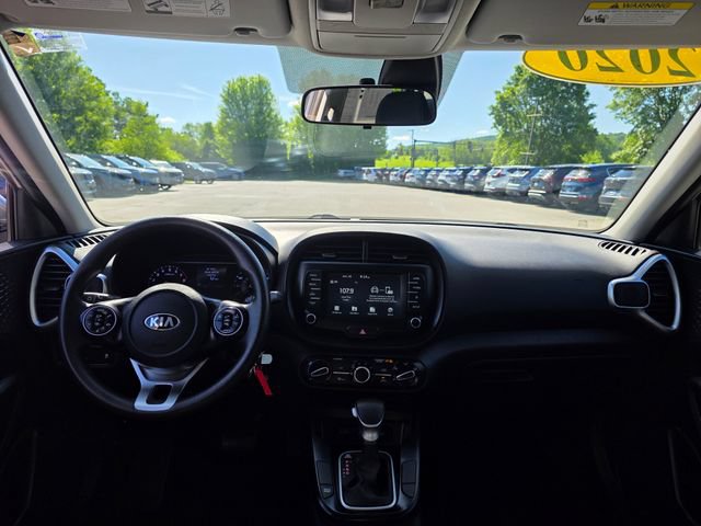 Used 2020 Kia Soul S FWD image 18