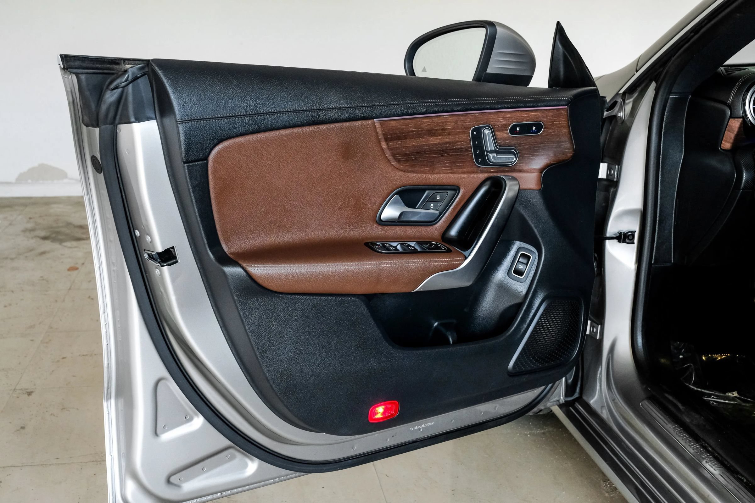 Used 2020 Mercedes-Benz CLA 250 image 44
