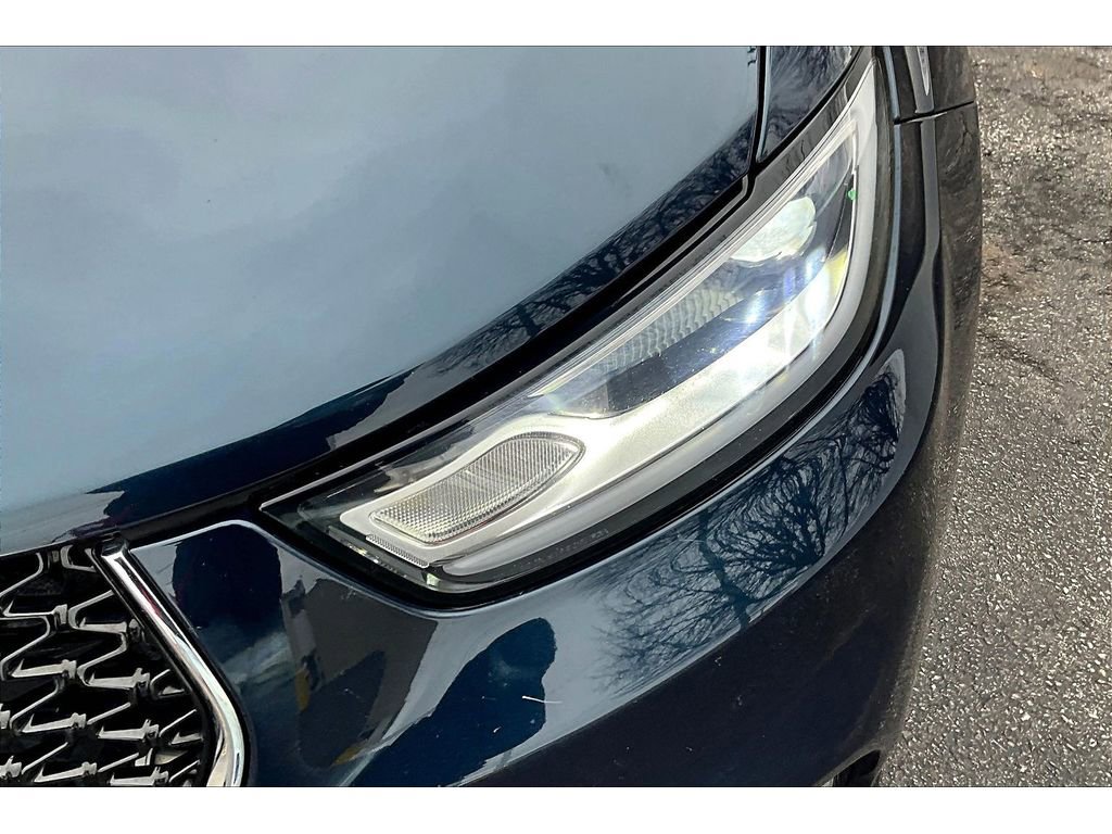 Used 2024 Chrysler Pacifica Touring-L image 34