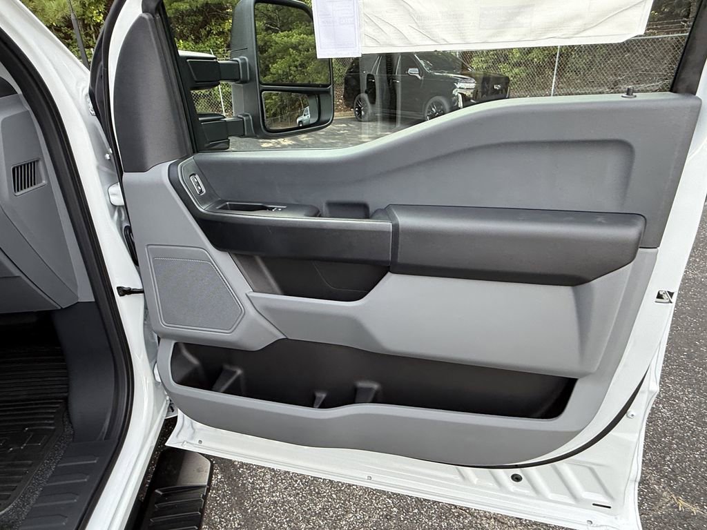 New 2026 Ford F350 XLT RWD image 14