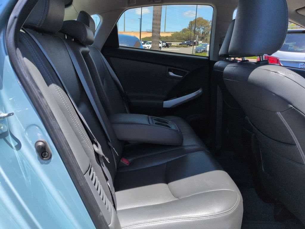 Used 2015 Toyota Prius Three FWD image 28
