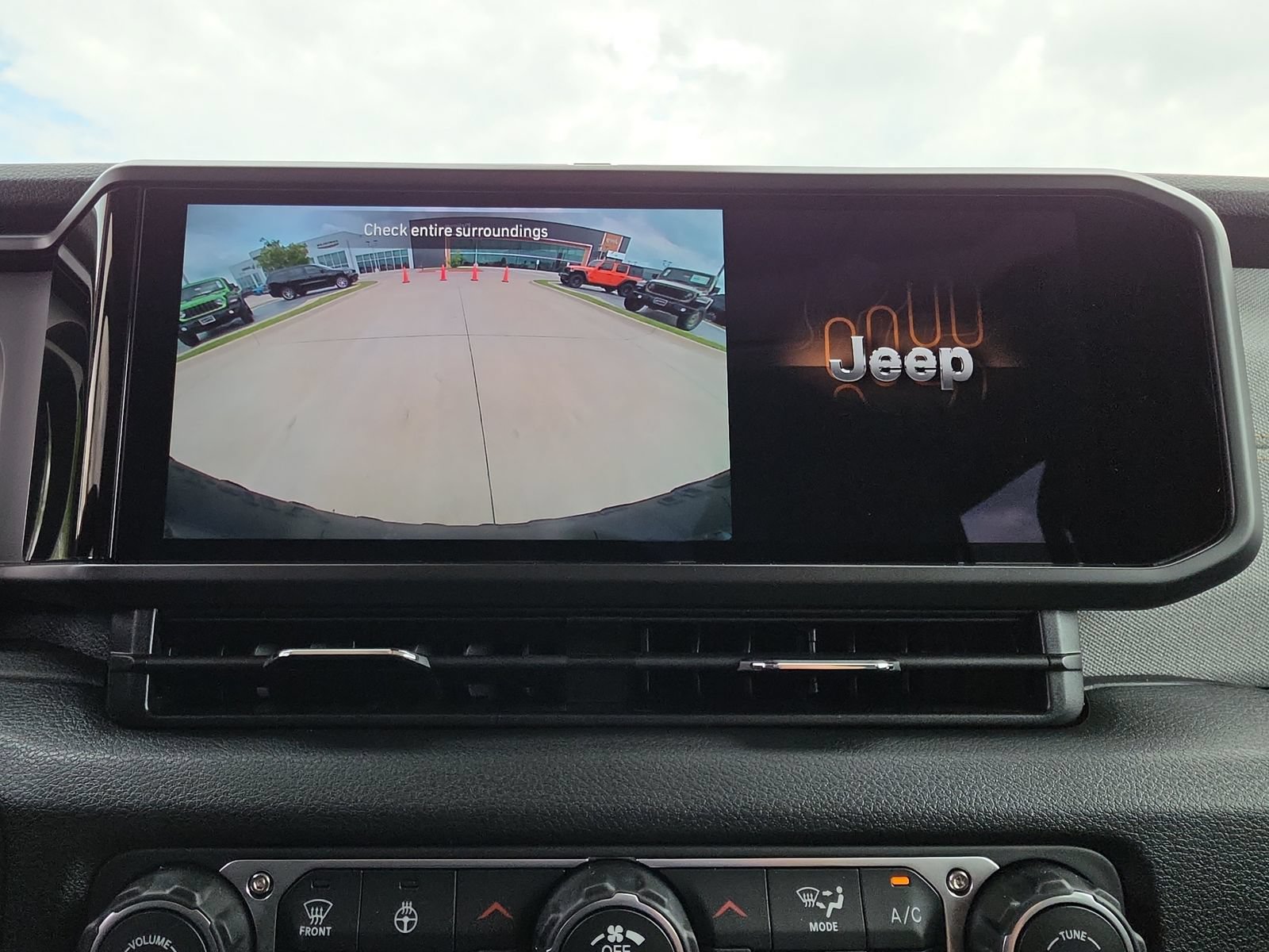 New 2026 Jeep Wrangler Unlimited Sport AWD/4WD image 19
