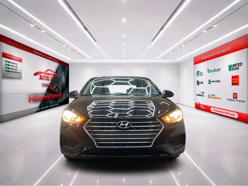 Used 2021 Hyundai Accent SE image 3