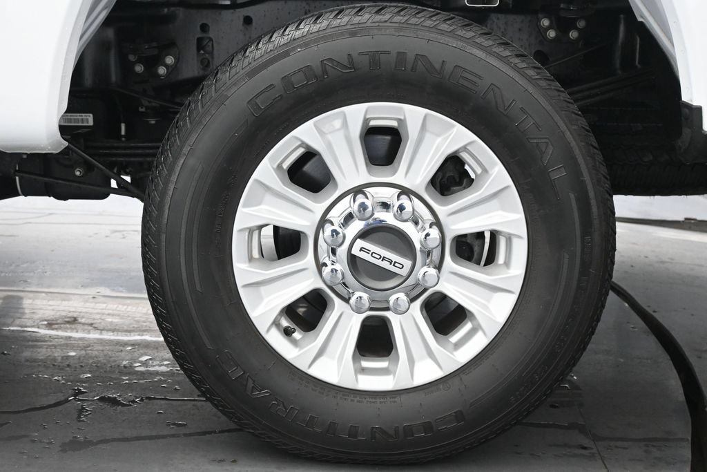 Certified 2022 Ford F350 XLT w/ XLT Value Package AWD/4WD image 21