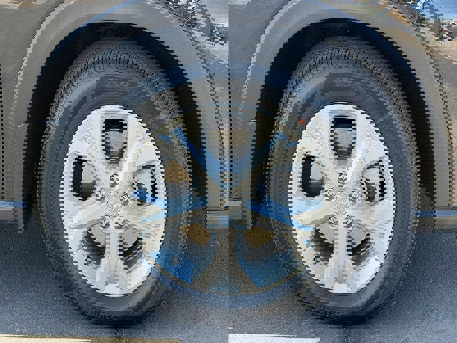 Used 2025 Honda HR-V LX image 11