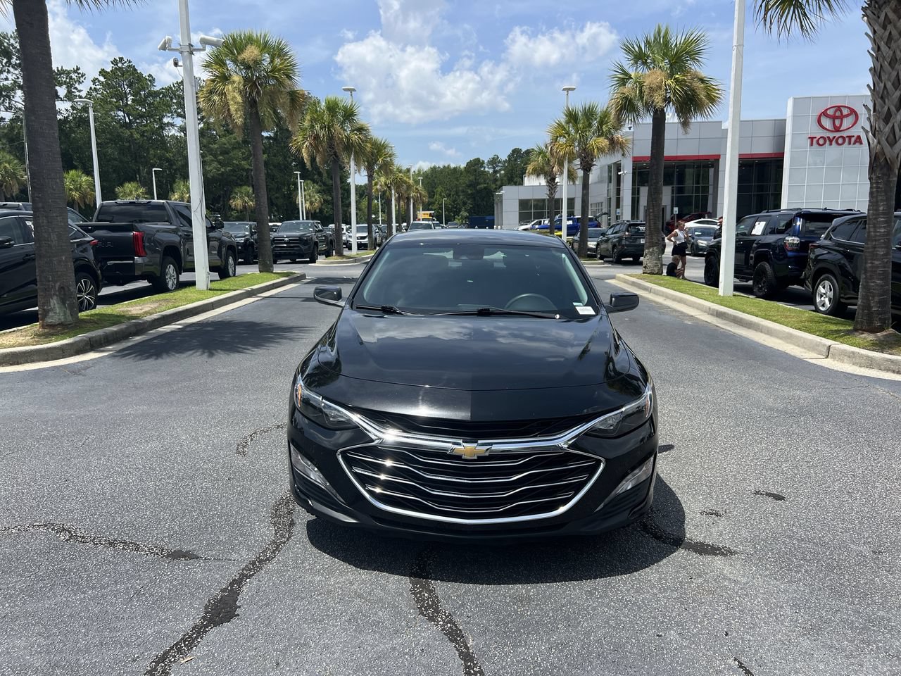 Used 2024 Chevrolet Malibu LT FWD image 3