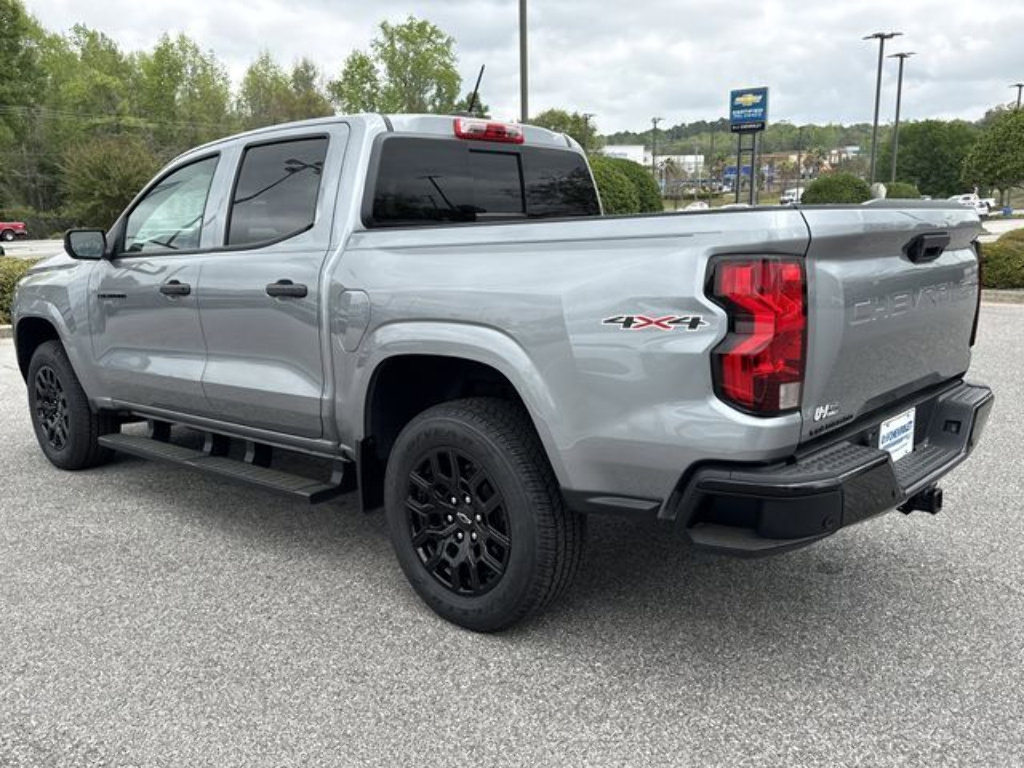 Used 2026 Chevrolet Colorado W/T w/ WT Custom Package AWD/4WD image 5
