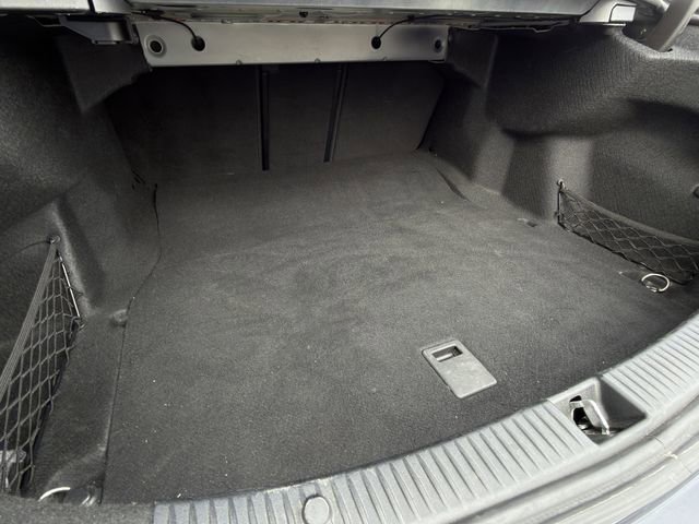 Used 2015 Mercedes-Benz C 300 Sedan image 27